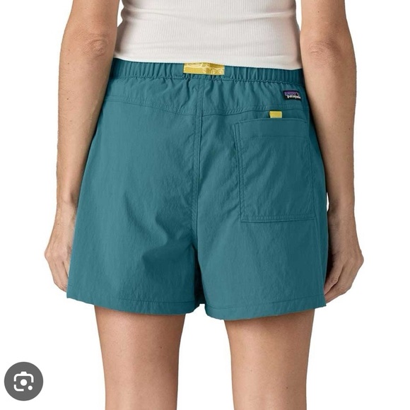 Patagonia Women’s Outdoor Everyday Shorts - size small - Picture 2 of 4